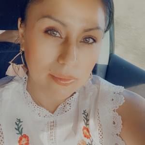 Meet your Posher, Angie